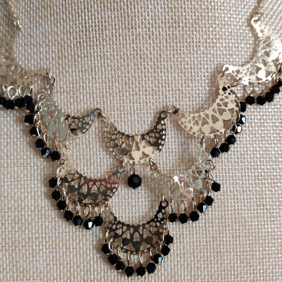 Daisy Fuentes black crystal necklace - Picture 3 of 3